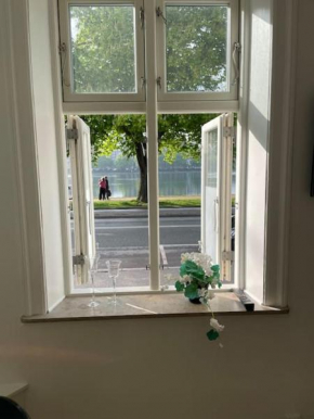 Uniq apartment with a little garden - placed in the heart of Copenhagen!, Copenhagen
